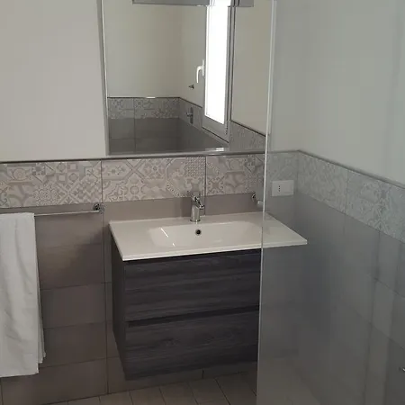 فندق مبيت وإفطار L'isola Del Sole 3*